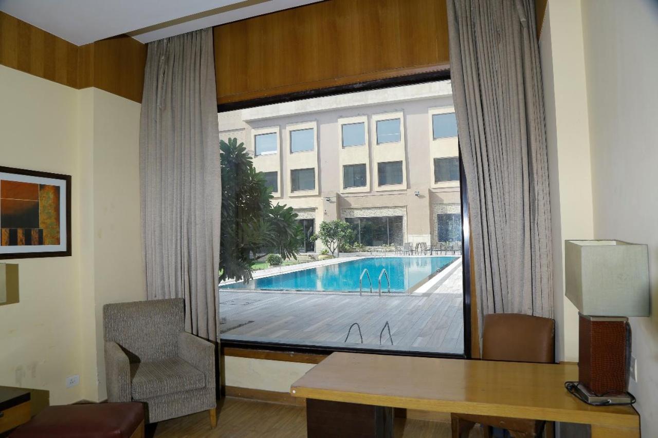 Tivoli Grand Resort Delhi  Exterior photo