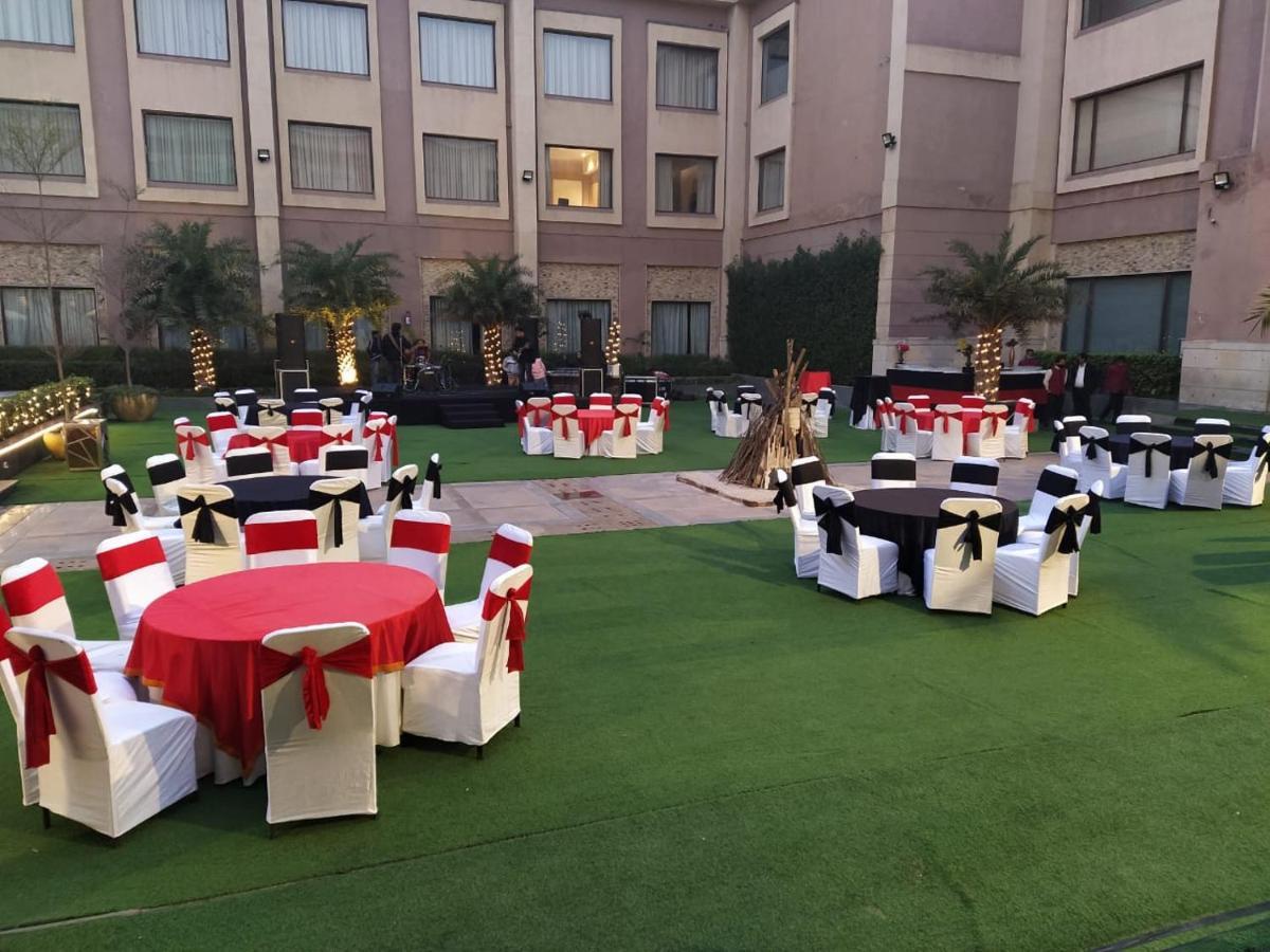 Tivoli Grand Resort Delhi  Exterior photo