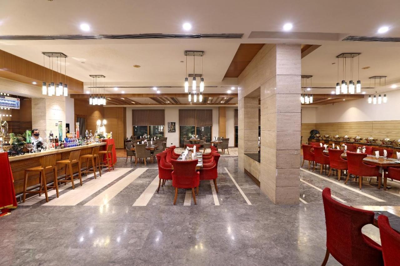 Tivoli Grand Resort Delhi  Exterior photo